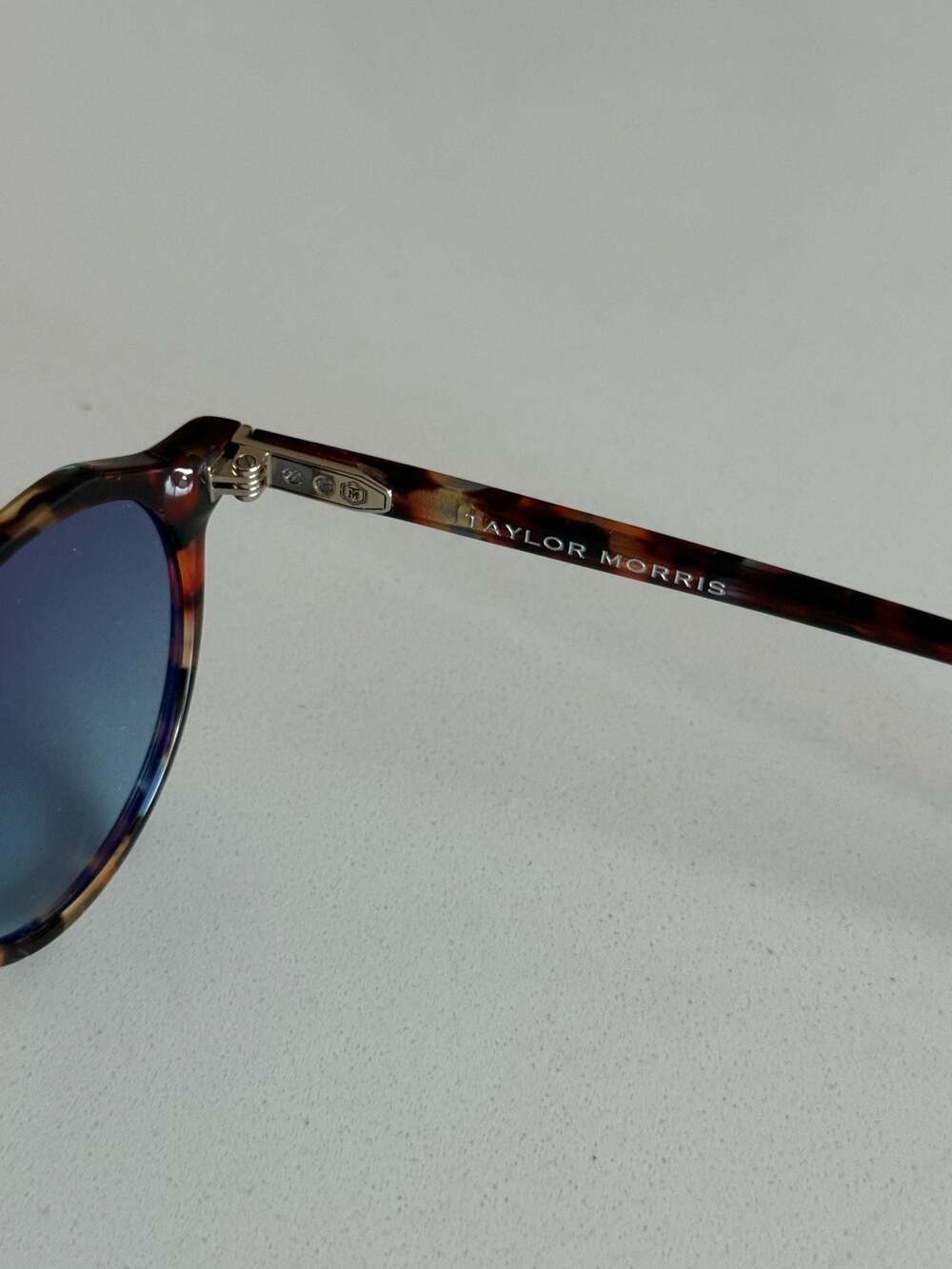 Taylor Morris Oxford Taxi Tortoise Sunglasses with Blue Lenses - Picture 5 of 6
